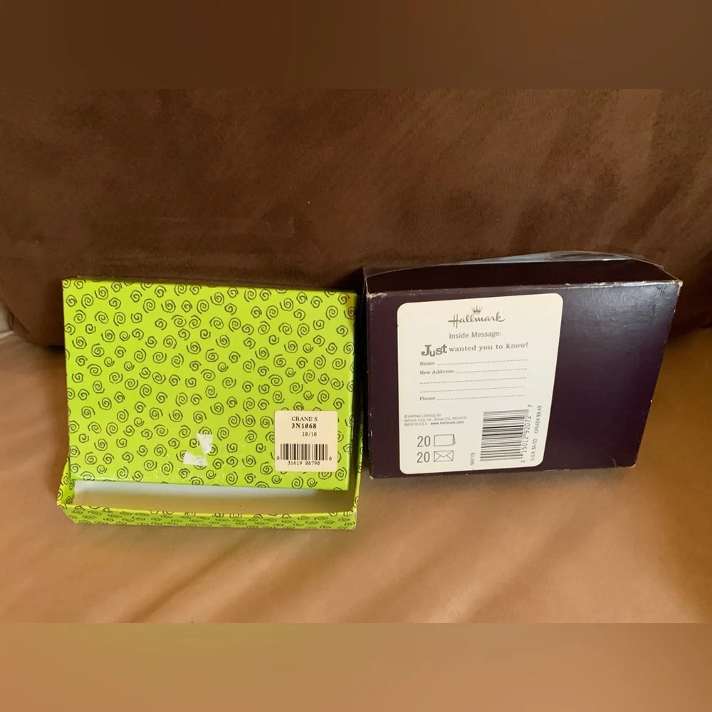 NEW! Set of two Boxed Moved Announcement Cards - Total of 30 cards.